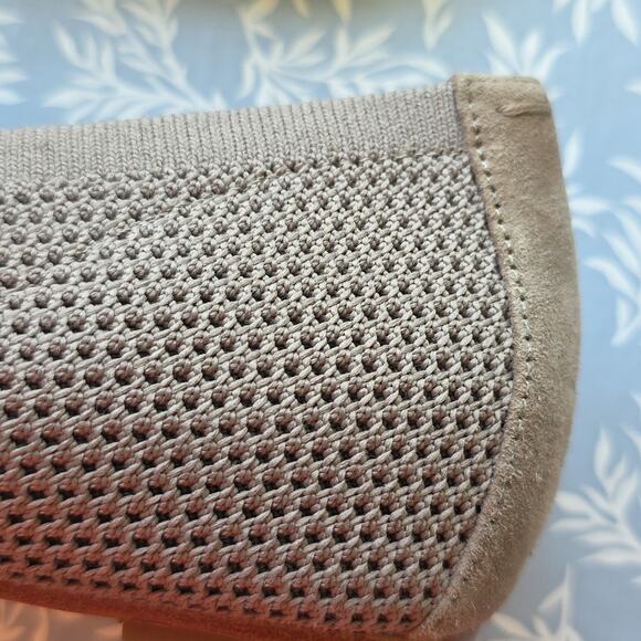 Eileen Fisher Sz 5.5 Taupe Ballet Flats with Woven Texture Lightweight Stretch - Picture 7 of 11